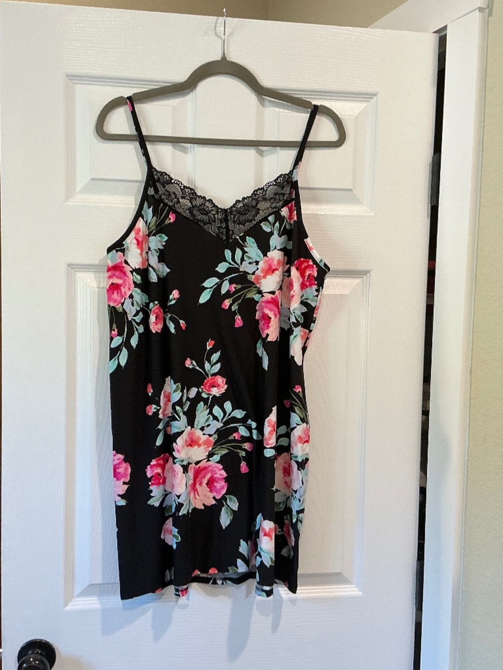 NWT 2 of 2 Joyspun Floral Nightgown / Chemise Large (12/14)